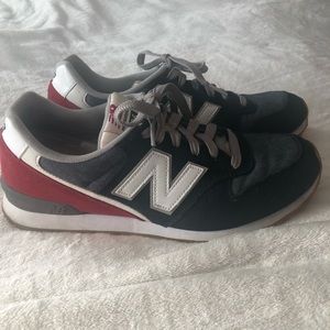 New Balance 696 Sneakers